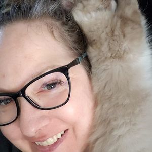 Meet your Posher, Daphne